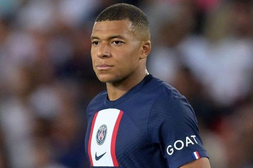Real Madrid ra quyết định bất ngờ về Mbappe