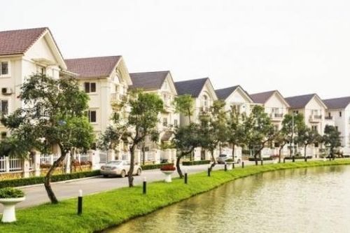 Bất động sản mới nhất: Nghịch lý hàng ế nhưng giá vẫn 'trên trời', sốt đất có thể 'tái diễn' vào cuối năm, thêm dự án bị thu hồi đất