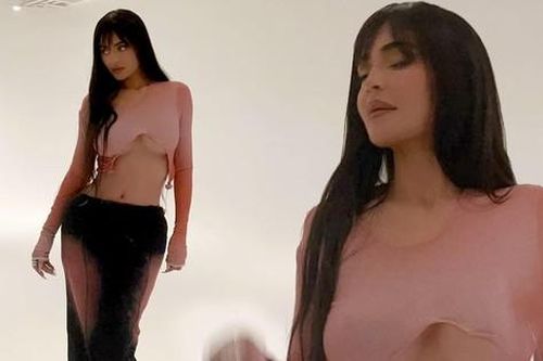 Chiếc áo khiến Kylie Jenner bị chê cười