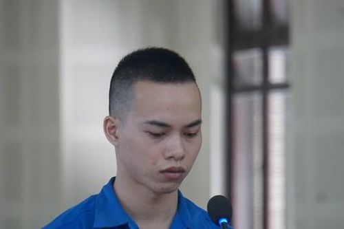 Thuê hàng loạt xe ô tô tự lái rồi mang đi cầm cố lấy 3 tỷ đồng tiêu xài