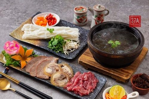 Phở bát đá biến tấu nâng tầm phong vị phở Việt