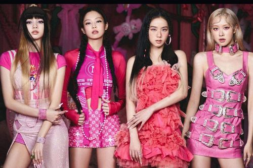 BLACKPINK bất ngờ vướng nghi vấn đạo nhái nhóm nhạc nữ Hong Kong