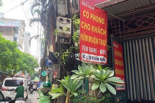 Gánh nặng tâm lý của những người đàn ông hiếm muộn