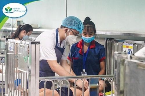 Khắc phục ngay tình trạng thiếu thuốc, trang thiết bị y tế
