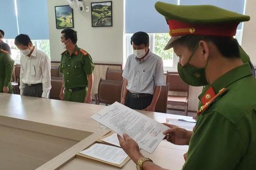 Giám đốc CDC Đắk Lắk bị khai trừ ra khỏi Đảng