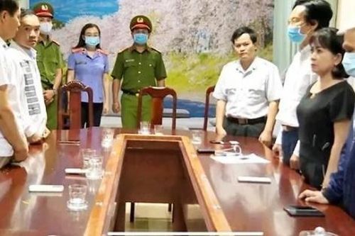 Truy tố nguyên Giám đốc Sở Y tế Đắk Lắk và 15 thuộc cấp