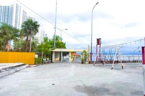 Chính quyền vào cuộc vụ 'phố nhậu' ở cảng tàu khách Hòn Gai Vinashin
