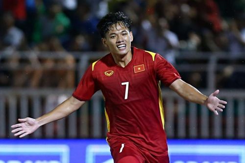 Tài năng trẻ của HAGL mất 5 phút để tỏa sáng ở đội tuyển