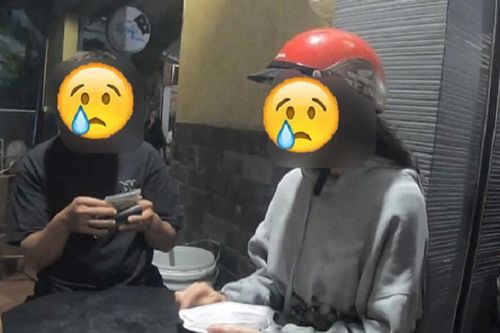 Thanh niên nhặt được ví rồi trả lại cho người mất và hành động 'cảm lạnh' gây ngỡ ngàng
