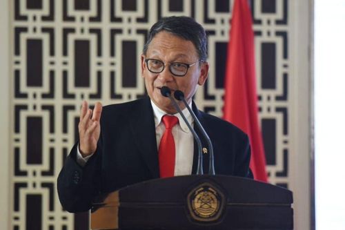 Indonesia tuyên bố có thể cân nhắc mua dầu giá rẻ từ Nga
