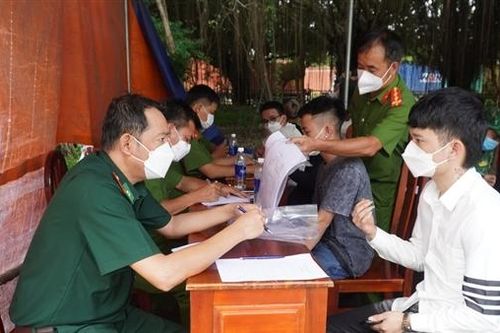 Tiếp nhận 92 người mắc bẫy 'việc nhẹ, lương cao' trở về từ Campuchia