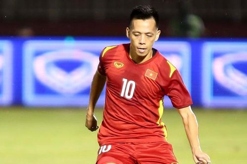 Văn Quyết trở lại xuất sắc, HLV Park Hang Seo truyền thông điệp đặc biệt