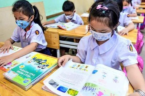 Ngăn chặn lạm thu trong trường học: Hàng loạt địa phương ra quy định 'nóng'