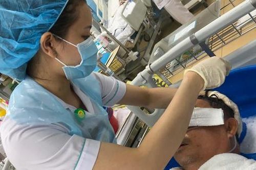 Các bệnh viện ở TP.HCM than thiếu điều dưỡng, khó tuyển dụng vì lương thấp, áp lực cao