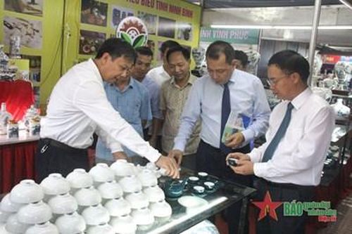 Hội chợ triển lãm hàng công nghiệp nông thôn tiêu biểu khu vực phía Bắc năm 2022