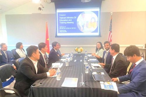 College Board mong triển khai rộng hơn các bài thi chuẩn hóa tại Việt Nam