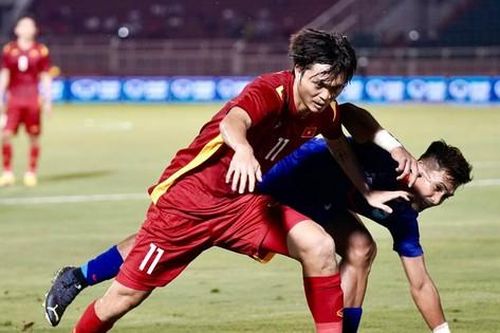 Báo Singapore: Bầy Sư tử rất dũng cảm khi dám đối mặt Nhà Vua ĐNÁ, nhưng lại quyết định tự sát