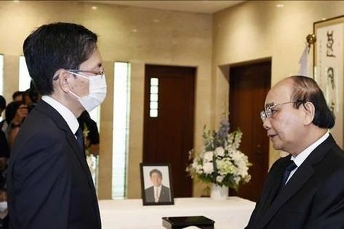 Chủ tịch nước Nguyễn Xuân Phúc dự quốc tang cố Thủ tướng Nhật Abe Shinzo