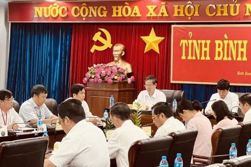 Gỡ vướng mắc mặt bằng dự án truyền tải điện tại Bình Dương