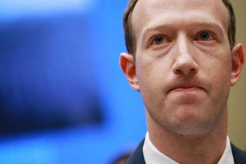 Tài sản bay hơi 71 tỉ USD, Mark Zuckerberg trở thành người giàu thiệt hại nặng nhất thế giới