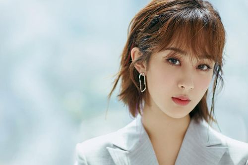 Dương Tử gia nhập hội thánh nhọ của Cbiz, hàng loạt tác phẩm bay màu vì bạn diễn