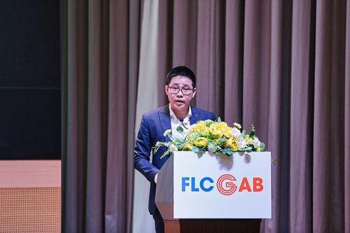 Ông Nguyễn Đức Công từ chức Chủ tịch FLC GAB
