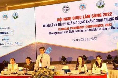 Sử dụng kháng sinh không hợp lý làm tăng tình trạng kháng thuốc
