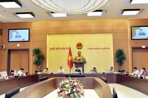 Ủy ban Thường vụ Quốc hội cho ý kiến lần đầu về dự án Luật Đất đai (sửa đổi)