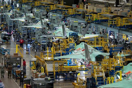 Hàng loạt tiêm kích F-35 Mỹ sẽ phải 'nằm đất' nếu bị Trung Quốc cắt nguồn cung kim loại hiếm?