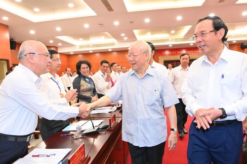 Tổng bí thư Nguyễn Phú Trọng thăm và làm việc với Thành ủy TP.HCM