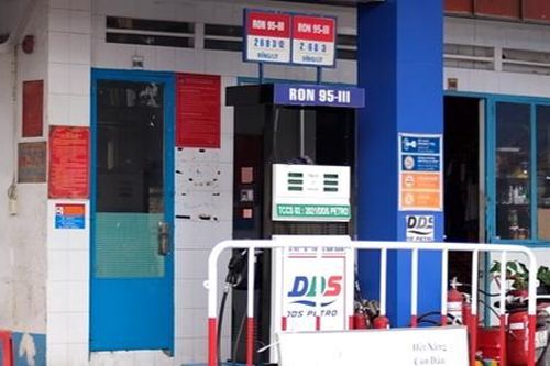 Đảo Phú Quý hết xăng: Chính quyền nói một đằng, quản lý thị trường bảo một nẻo