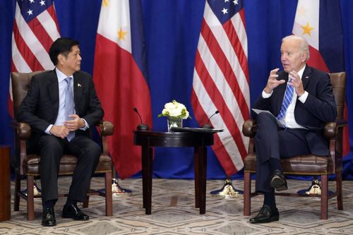 Mỹ và Philippines ủng hộ tự do hàng hải và hàng không ở Biển Đông