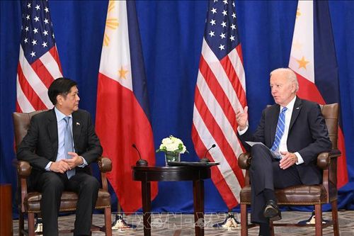 Mỹ và Philippines nhấn mạnh ủng hộ tự do hàng hải và hàng không ở Biển Đông