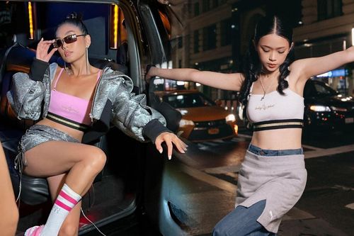 Lần đầu tham gia tuần lễ thời trang, Á hậu Thảo Nhi và Linh Ka đã chiếm trọn spotlight