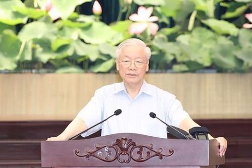 Tổng Bí thư: TP.HCM phát huy mạnh hơn nữa vai trò đầu tàu, động lực phát triển