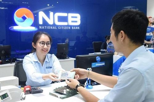 Một cổ phiếu ngân hàng giảm 1 nửa chỉ trong 3 tháng