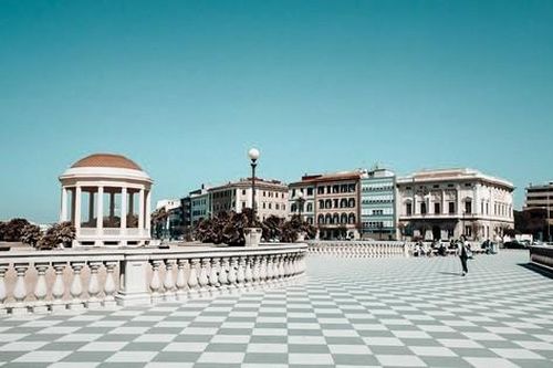 Thành phố mang tiếng 'dị biệt' vùng Tuscany, e ấp ẩn mình giữa Florence và Pisa danh tiếng