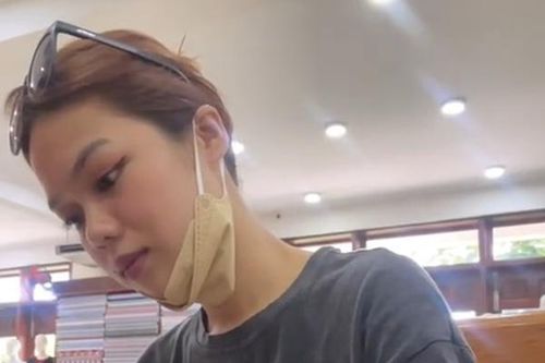 Cô gái Singapore đặt may váy ở Việt Nam hết 3,2 triệu đồng, về bị chê đắt, sự thật thế nào?