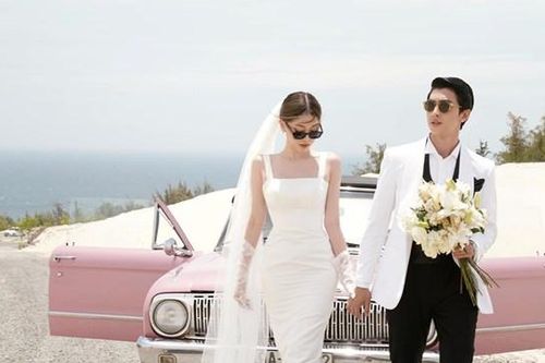 Phương Nga, Bình An khoe ảnh cưới lãng mạn trên đồi cát Ninh Thuận
