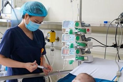 Trẻ ồ ạt nhập viện vì Adenovirus, Bộ Y tế khẩn cấp ứng phó