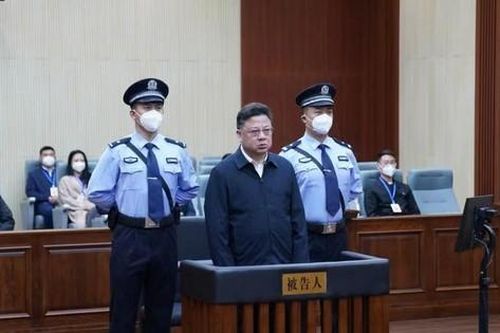 Trung Quốc kết án một loạt 'hổ lớn'