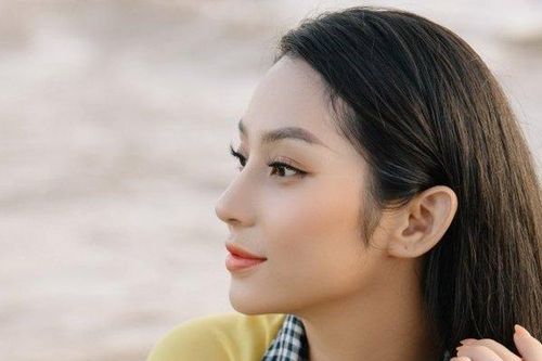 Lâm Thu Hồng phải tăng cân cấp tốc trước khi lên đường thi The Miss Globe 2022