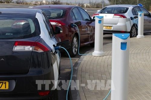 Doanh số bán xe EV dự kiến cao kỷ lục trong năm 2022
