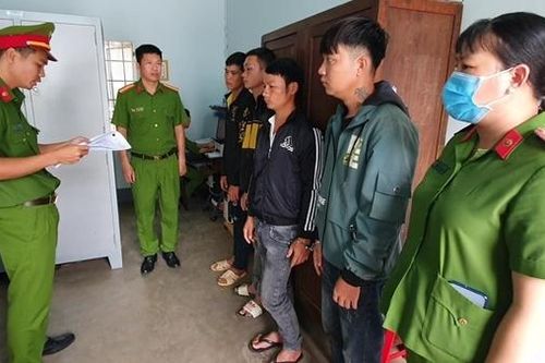 Hẹn nhau hỗn chiến chỉ vì mâu thuẫn trên bàn nhậu