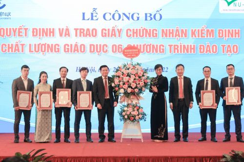 Trường Đại học Điện lực công bố chứng nhận kiểm định chất lượng