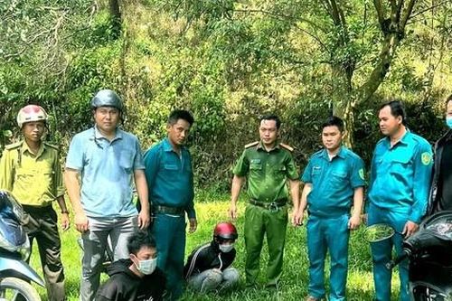 Đôi nam nữ đóng giả vợ chồng đi trộm cắp, bị truy đuổi 40km