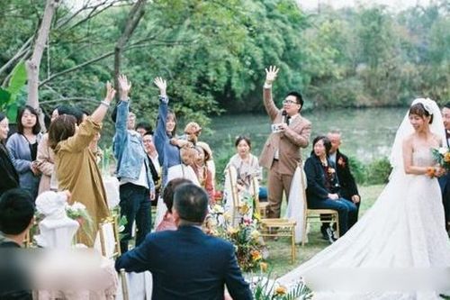 Vì một pha 'ăn trộm' mà có vợ, đám cưới được tổ chức ở làng quê đẹp như tranh