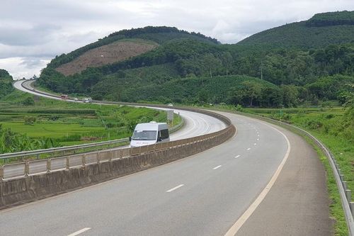 Giao thông đi trước, thúc đẩy kinh tế 2 vùng trọng điểm