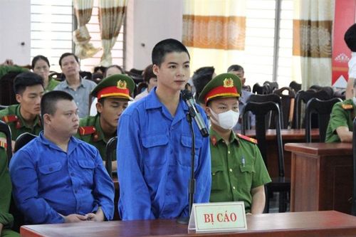 Kẻ trộm dùng búa tấn công chủ nhà suýt chết