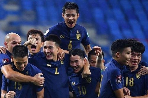 Thái Lan nhận thưởng lớn sau chiến thắng Trinidad & Tobago